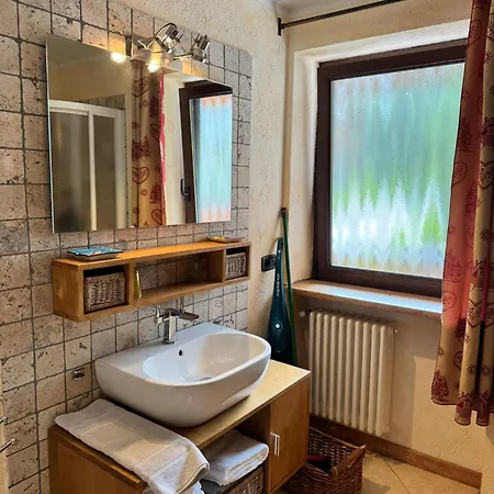 We Are 4810 Les Crampons Apartment Courmayeur